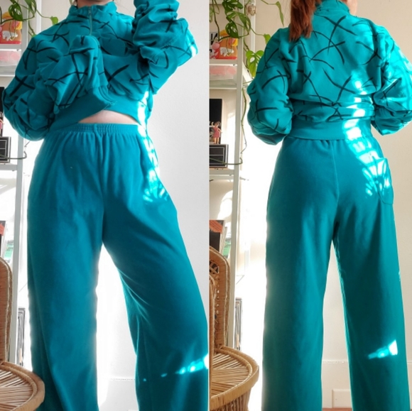 Vintage 80s Velour Tracksuit - Picture 3 of 10